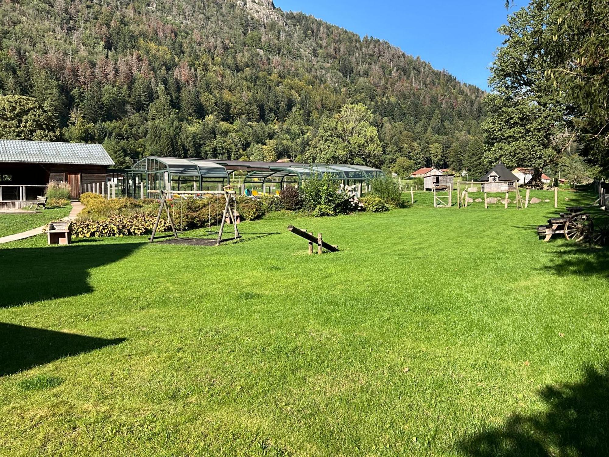 Gite Roche Des Ducs Avec Piscine Toute L'Annee, Spa, Sauna, Hammam Rochesson Exterior photo