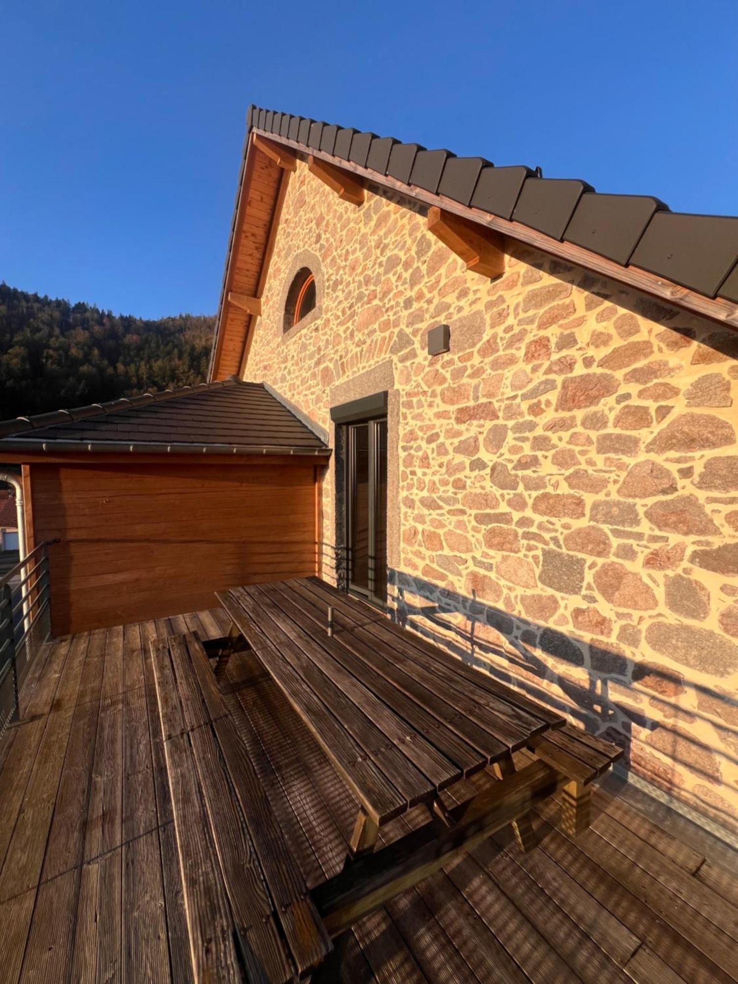 Gite Roche Des Ducs Avec Piscine Toute L'Annee, Spa, Sauna, Hammam Rochesson Exterior photo